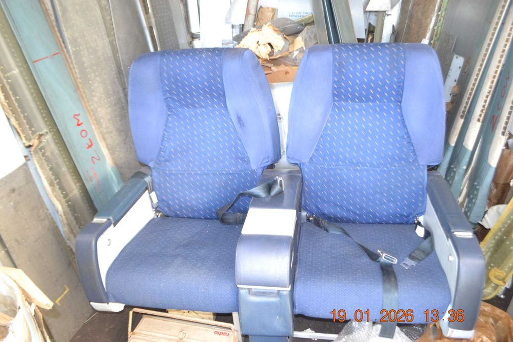 Fotele  z samolotu pasażerskiego