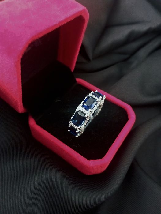 Каблучка з каменями | сині камені, глибокий синій, серце океану | lux