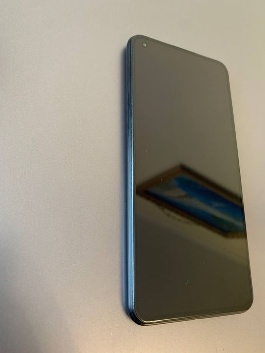 Продам Xiaomi 11 lite 5g ne. Комплектз коробкою. Новий акумулятор.