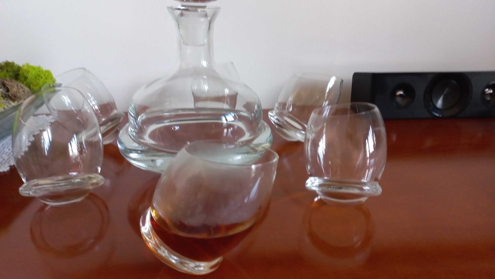 karafka plus 6 szklanek kapitańska Krosno