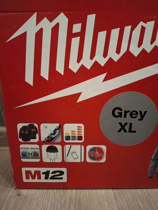 Bluza Milwaukee XL + bateria + ładowarka