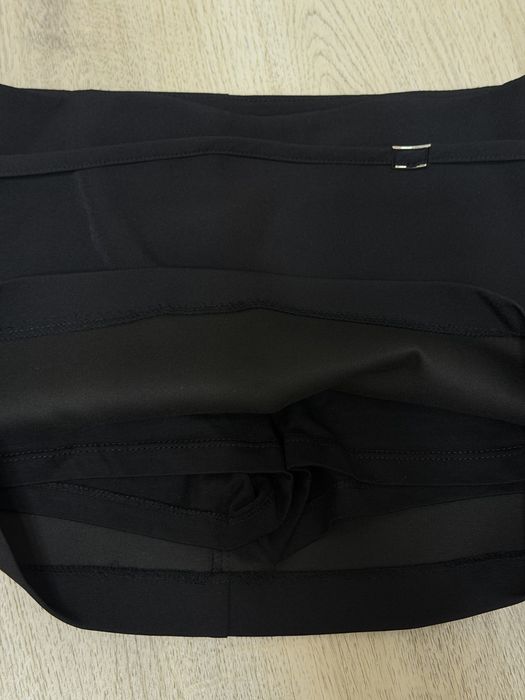 Міні спідничка Bershka з шортиками