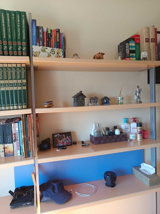 Estante leve o funcional