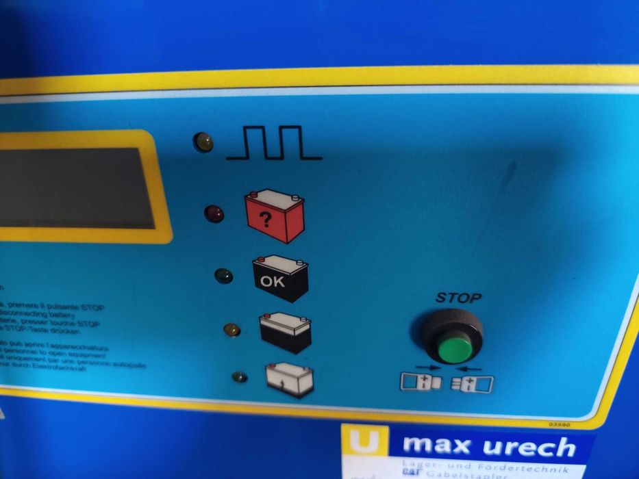 Carregador de baterias para empilhadores e stackers