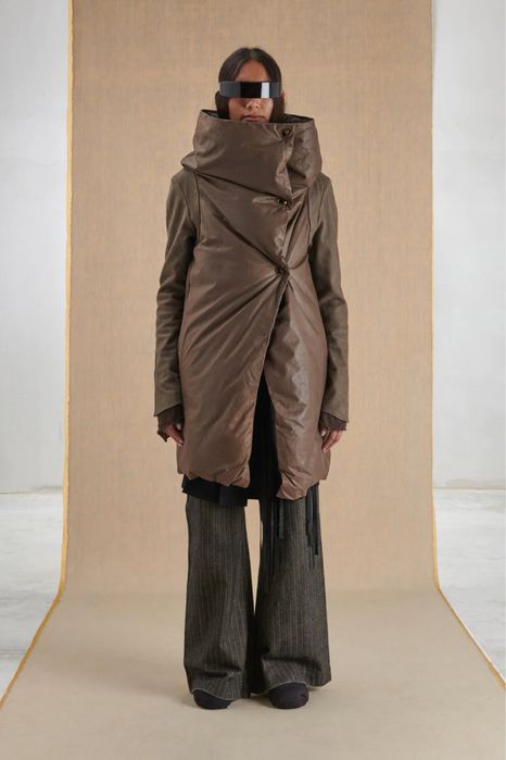 Жіночий авангардний пуховик пальто Isaac Sellam Experience M/L розмір