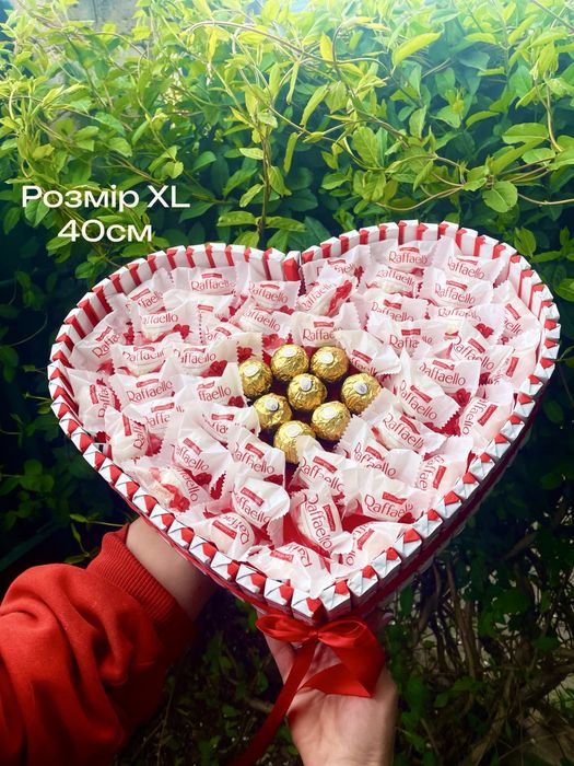 Подарунковий солодкий бокс .Raffaello + Ferrero Rocher