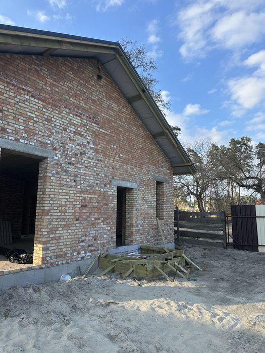 Пропонуємо до продажу  Побудований Будинок в Соснівці зі Своєю Терасою