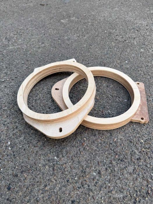 Подиумы под динамики , проставки на Opel Astra J / Chevrolet Cruze