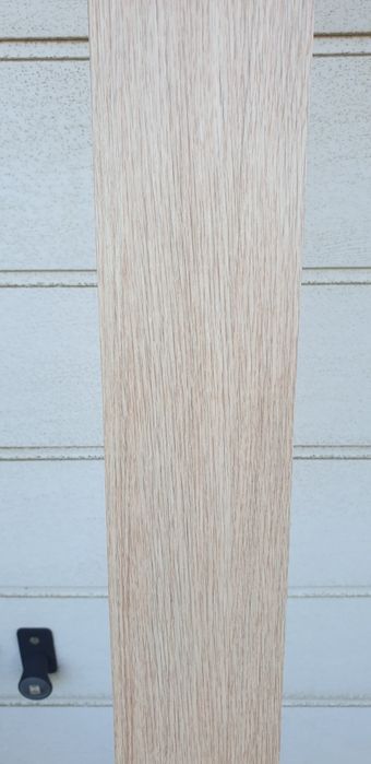 Rodapé madeira beje