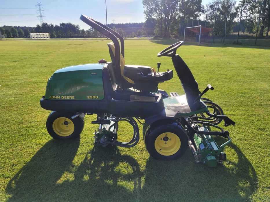 Baroness Kosiarka wrzecionowa John deere 2500 E Cut Hybrid Groomer diesel Jacobsen Toro Kosiarka wrzecionowa Allett z Koszem zbierającym