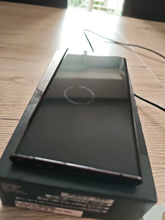 Samsung Galaxy S22 Ultra 128GB com S Pen