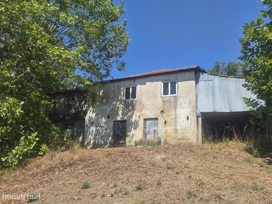 Quinta com área total de 17.704m2.