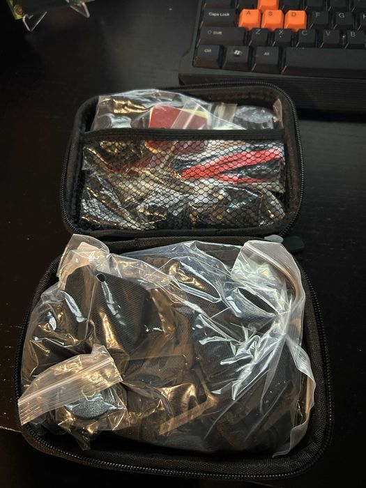 GOPRO 13 BLACK Accessory bundle 5x BATERIA + Uchwyty