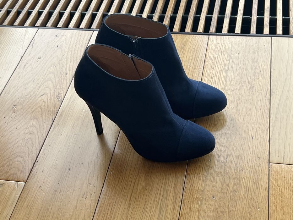 Granatowe buty damskie rozm. 37,5