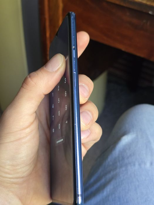 OnePlus 7t 8/128.