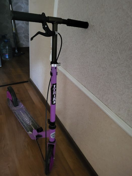 Продам дитячий самокат