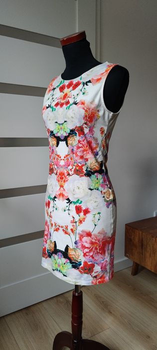 Sukienka kolorowa mini H&M S/36/8 lato elastyczna tuba dopasowana