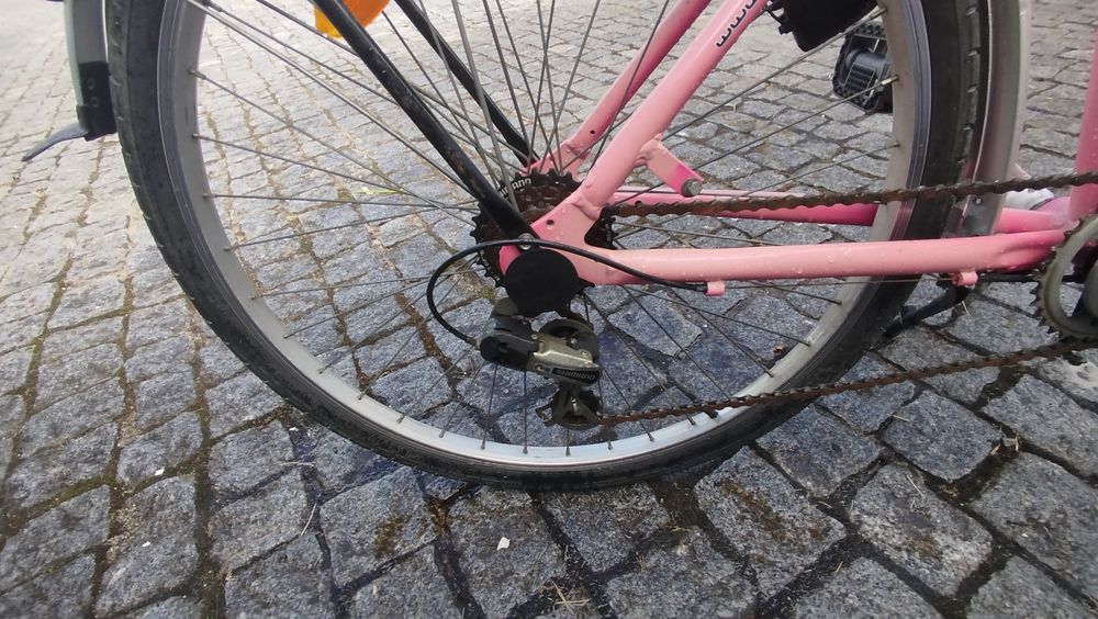 Bicicletas de cidade Orbita e Btwin