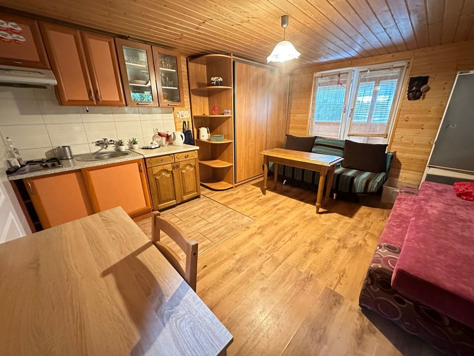 Działka z drewnianym domkiem ROD Ustka ( za Biedronką ul. Darłowska)