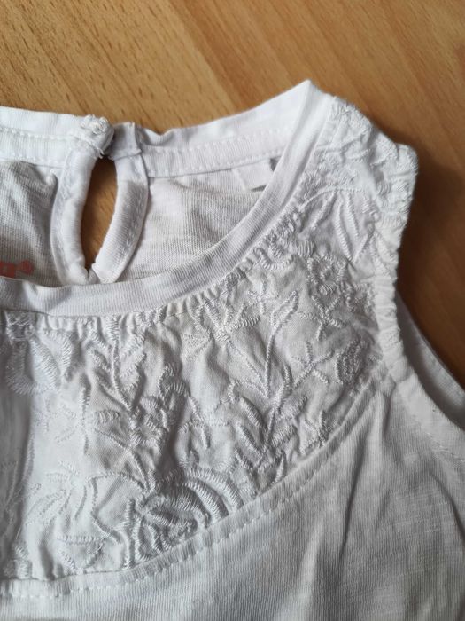 Biała bluzeczka na ramiączkach Lupilu 86/92