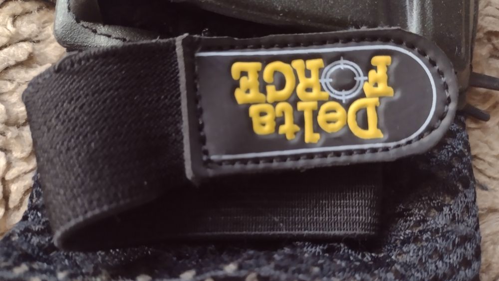 Delta Force ,Paintball Adult ,roz  S ,Black Gloves