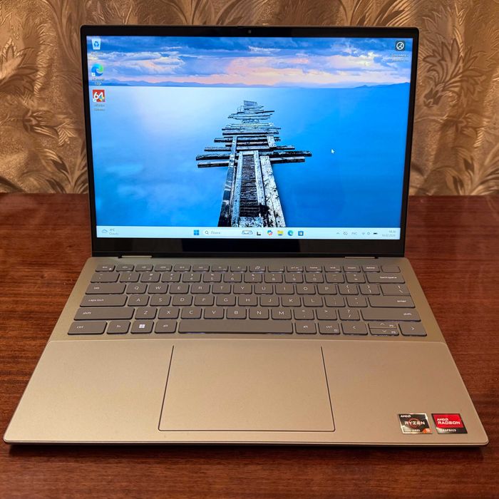 Dell Inspiron 7425 Ryzen 5 5625U 8/512 Gb Ноутбук планшет 2-в-1