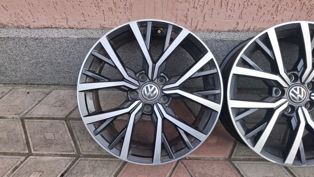 Оригінальні диски титани VW Tiguan Passat 5/112r17 vag