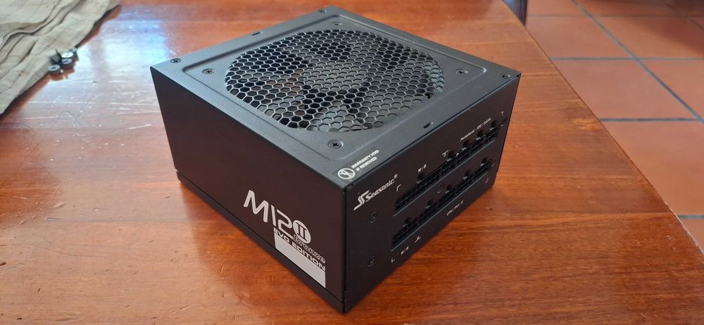 Fonte Alimentação Seasonic M12II 620W 80+ Bronze Modular