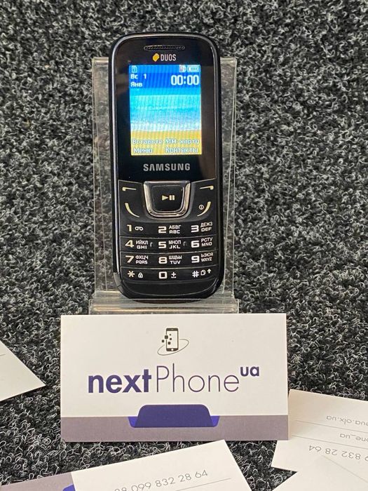 кнопочний телефон SAMSUNG 1282