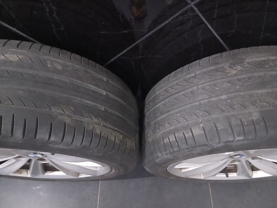 Vendo 4 jantes de bmw usadas com pneus com pouco uso
