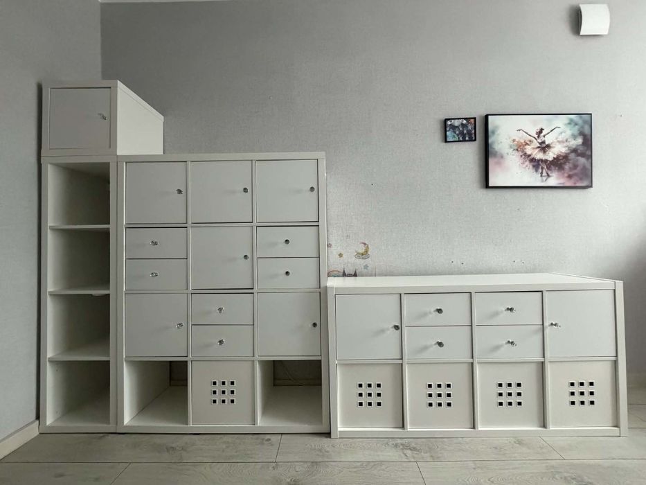 Zestaw lub pojedynczo meble kallax Ikea.
