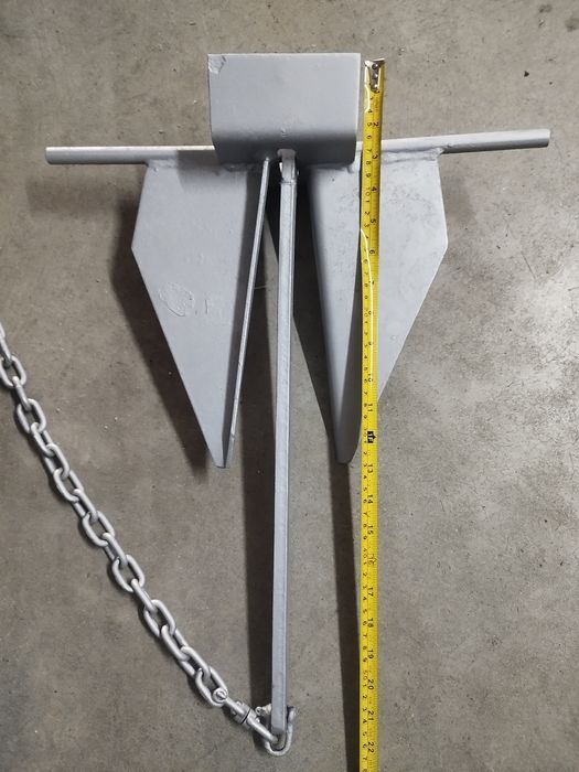 Âncora. Para barco  .Conjunto com corda e corrente