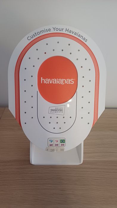 Expositor de pins (havaianas)