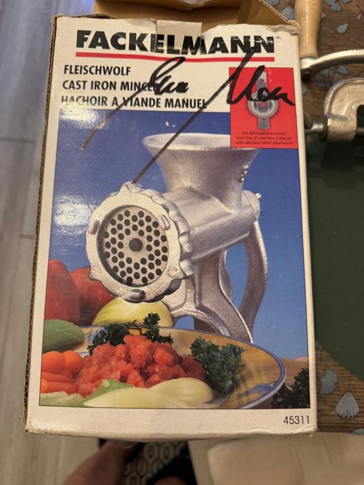 Maszynka do mięsa mielenia nowa