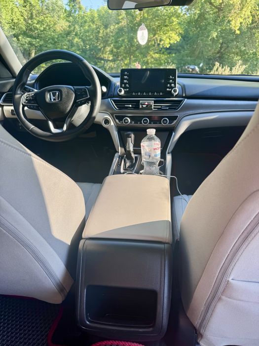 Honda Accord 2017 VIN 1HGCV1F11JA011249 фото оголошення 7 з 13