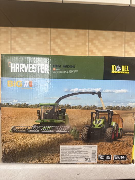 Дитяча іграшка Комбаін 3 +