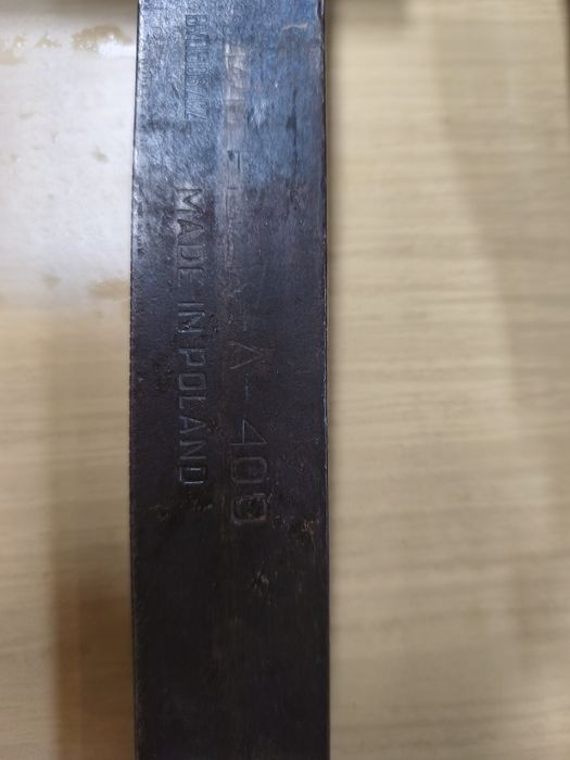Ściski solidne .