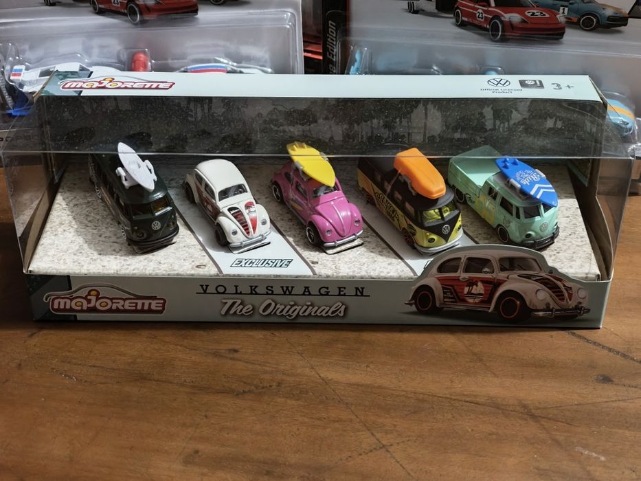 Diorama Majorette com 5 carros