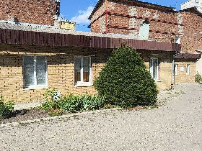 G4 Продам помещение 112м2 + 2 бокса по 56м2  по ул Молочной