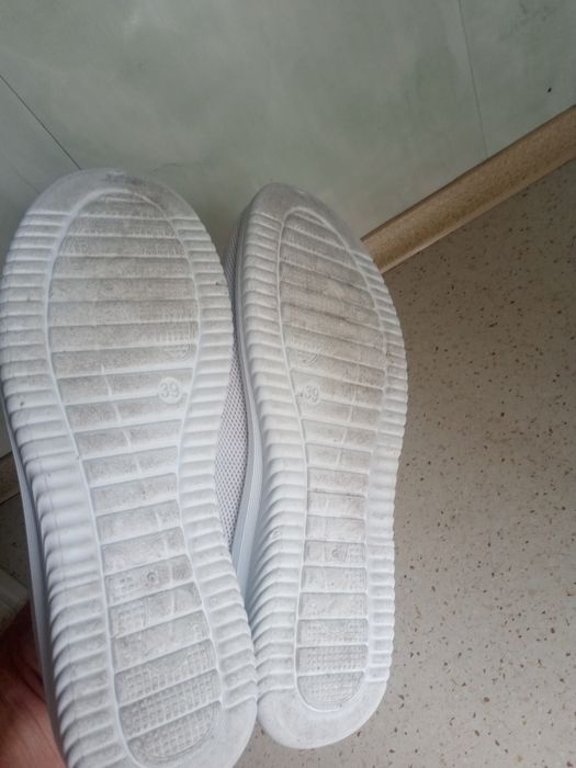 Buty damskie białe używane rozmiar 39 wkładka 24,5cm
