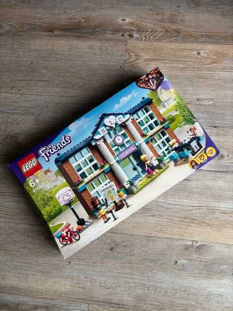 Sprzedam zestaw  Lego Friends 41682