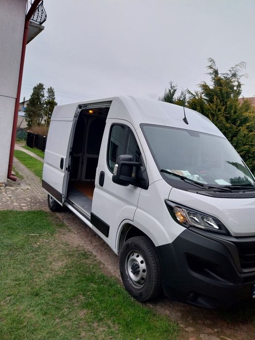 Przeprowadzki ,przewóz rzeczy ,towarów..