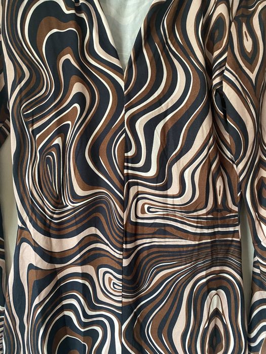 Vestido novo curto