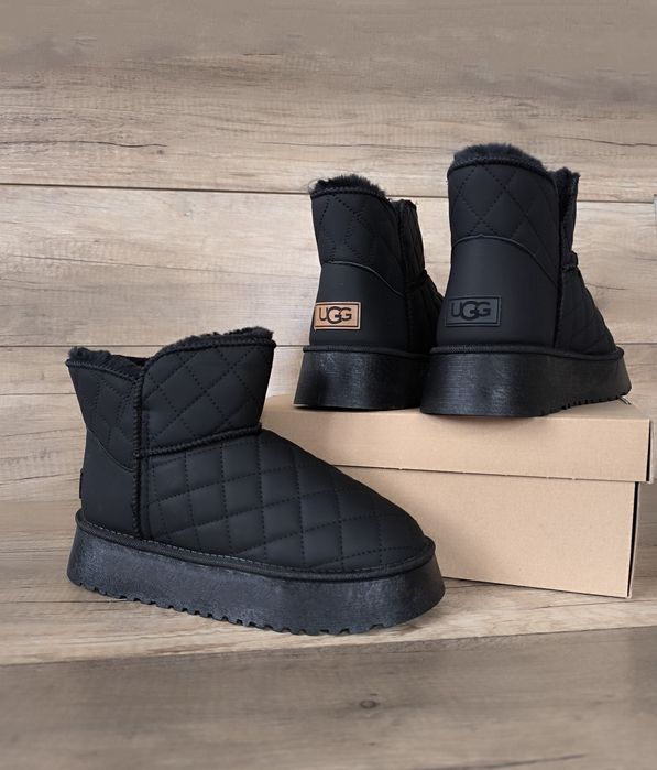Чорні уги черевики чоботи еко шкіряні зимові угги ботинки ugg жіночі
