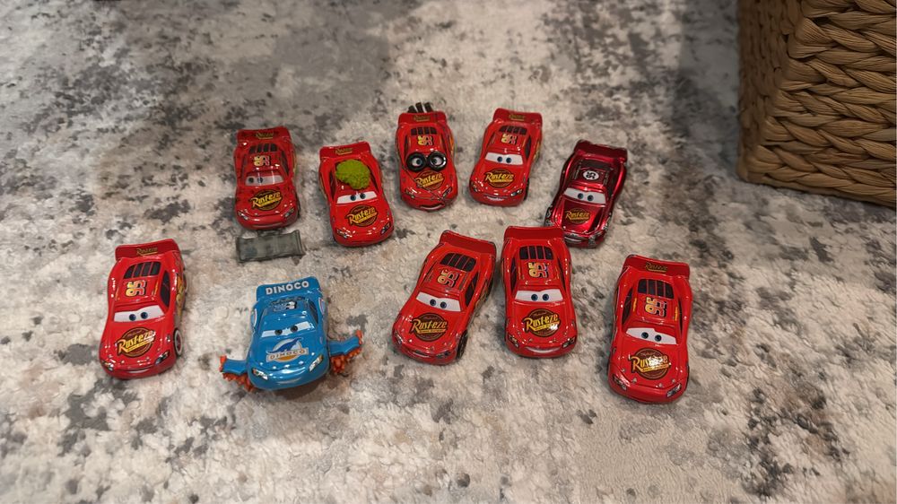 Carros de Filme Dos Carros ( Faisca McQueen )