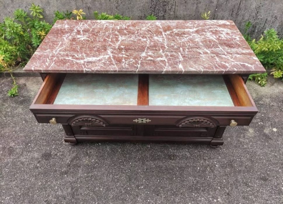 Cómoda madeira maciça