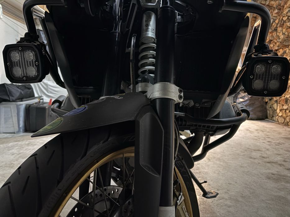 Farois auxiliares Denali D4