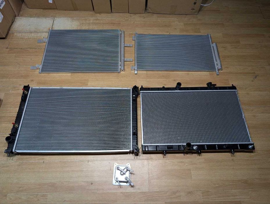 Радіатор основний, кондиціонера на Nissan Rogue, X-Trail T32, Т33