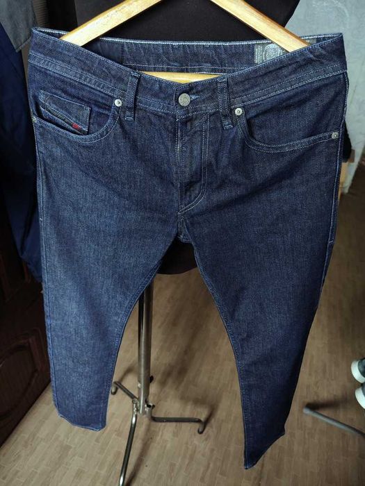 Джинсы Diesel Thommer jeans Italy W32 stretch dark blue.