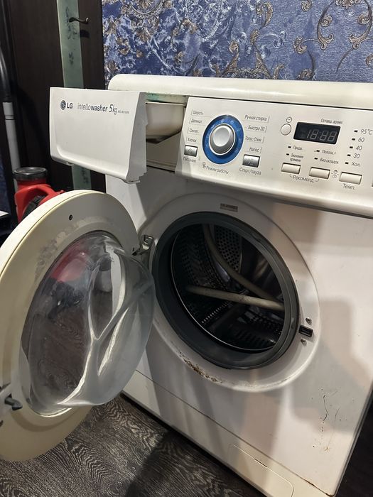 Пральна машина LG WD-80160NUP на 5кг